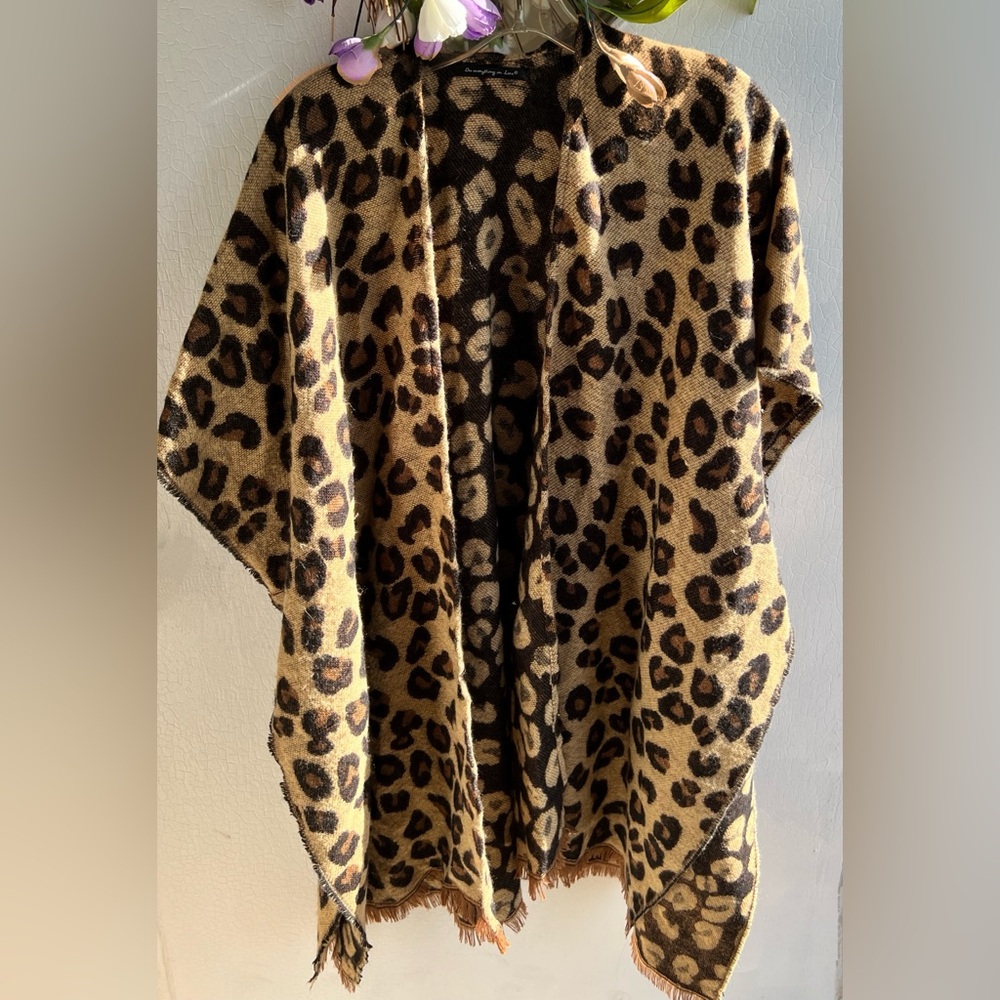 Do everything in love Animal Print Wrap NWOT